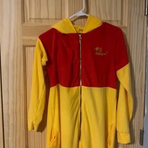 Disney Winnie the Pooh onsie EUC